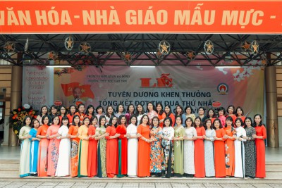Lễ tuyên dương khen thưởng tổng kết đợt thi đua thứ nhất chào mừng ngày NGVN.