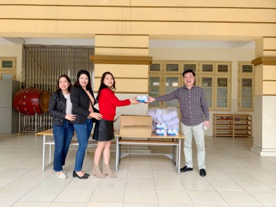 Tấm lòng vàng trong mùa dịch COVID-19.