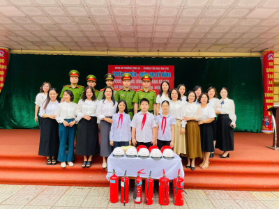 Công an P.Phúc La Tuyên truyền - Giáo dục kỹ năng cho học sinh