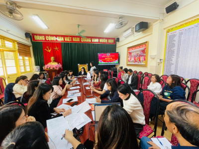 Chi bộ 1 họp kiểm điểm, đánh giá Đảng viên cuối năm 2025