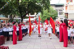 Khai giảng năm học mới