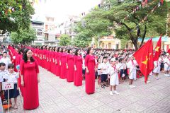 Khai giảng năm học mới