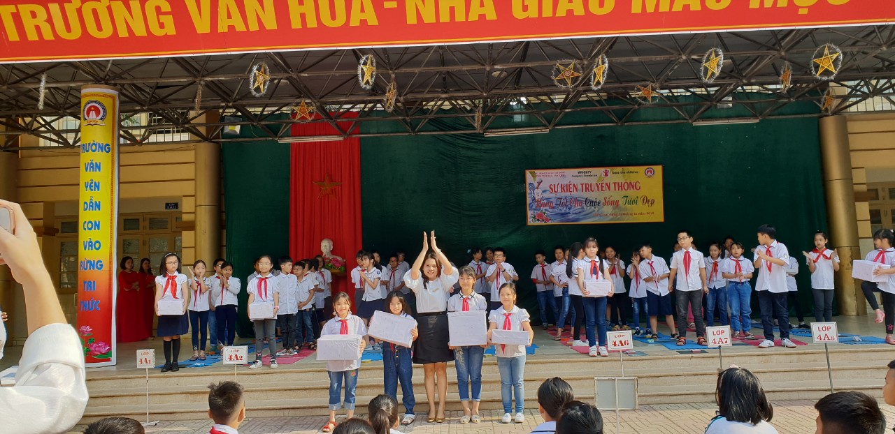 trao thuong 2