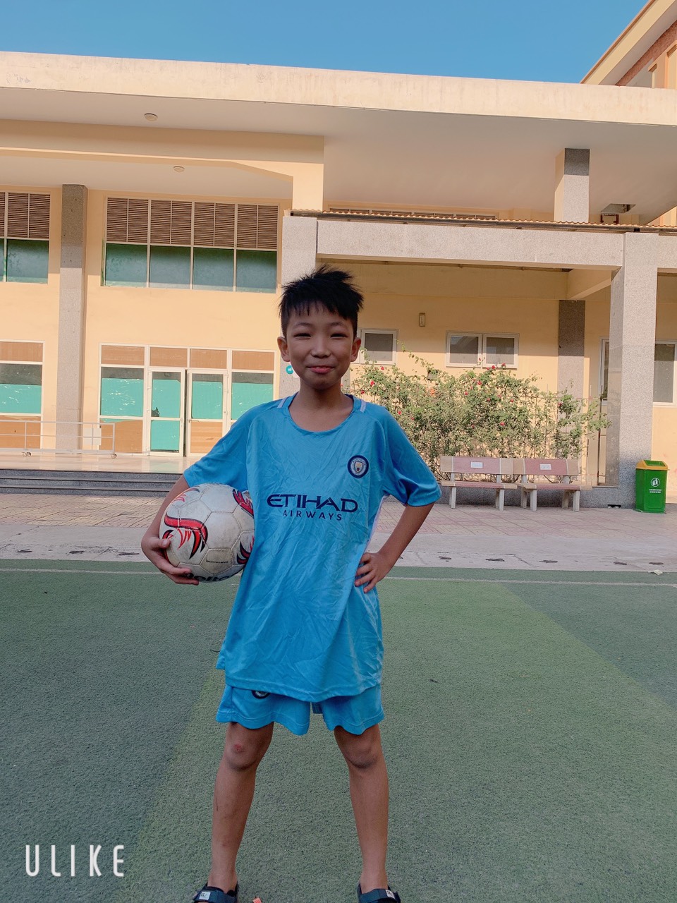 Tuấn