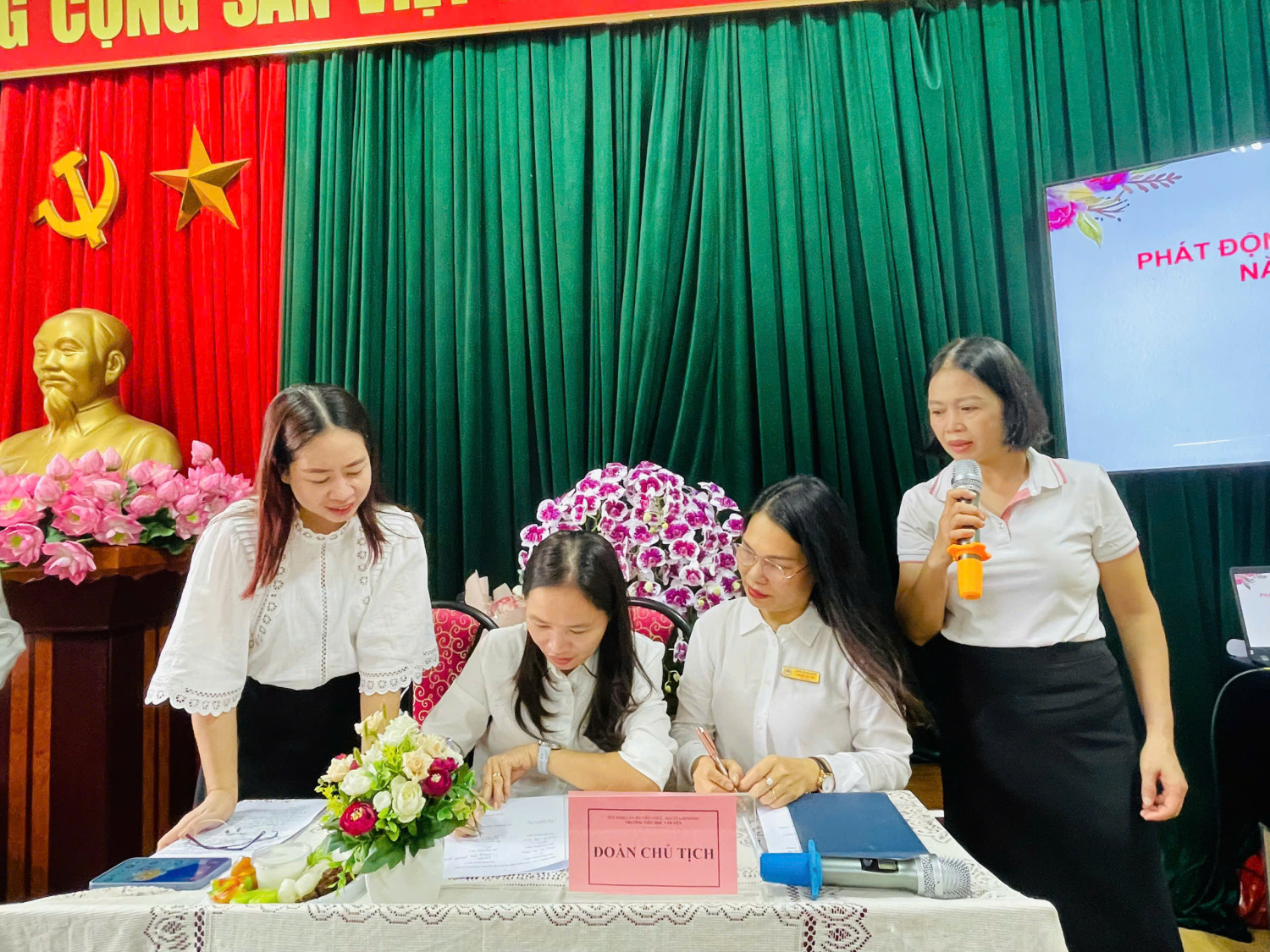 gen h z7134901927991 c924ba6a5621f3ed10b47763b70b78de