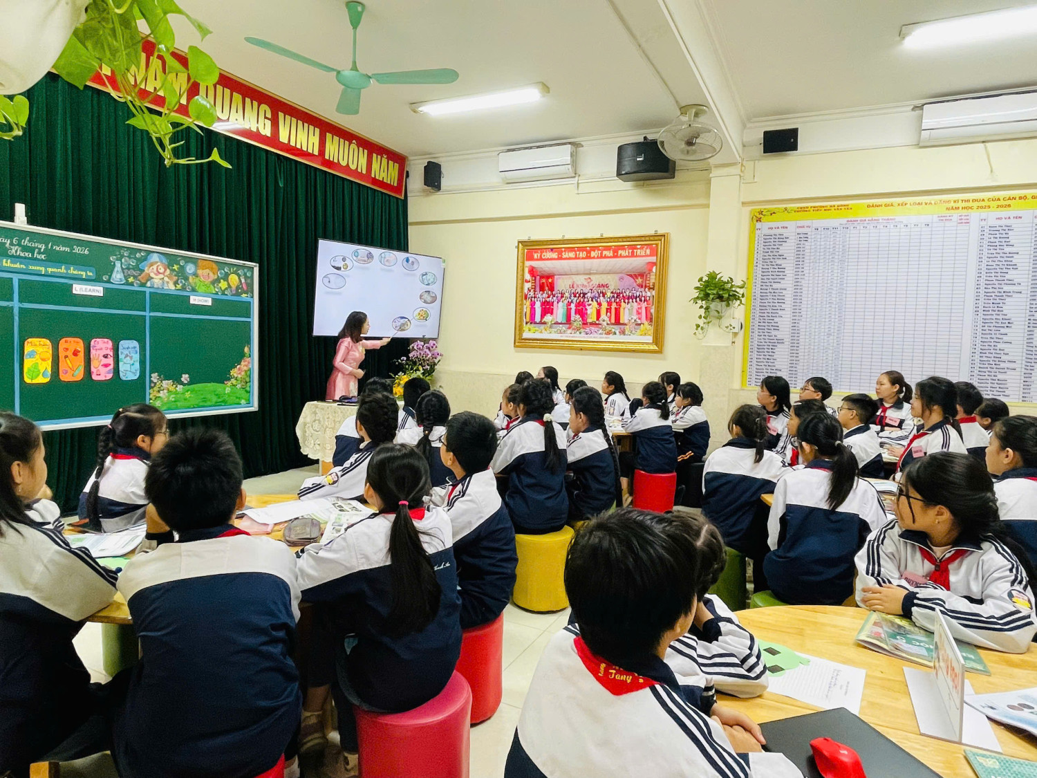 gen h z7402770832071 b4fd9c494f9fef42d3018d67542a83df