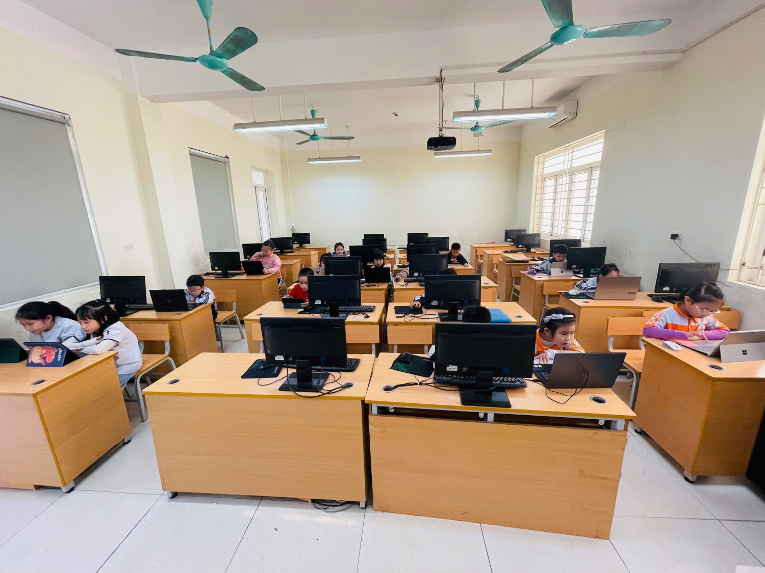 gen h z7425034438782 ef1b43f27173d7f51f6d2e7bf9ccb83a