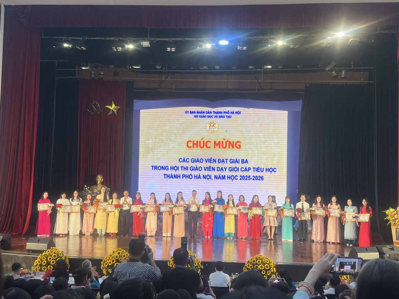 z7716536572165 7208443e337810a731ddac383ca51e18